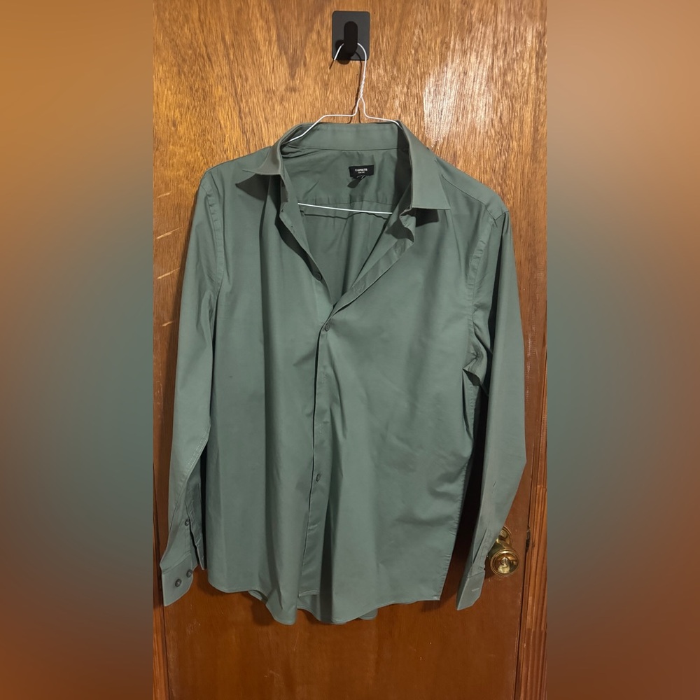 Green express shirt